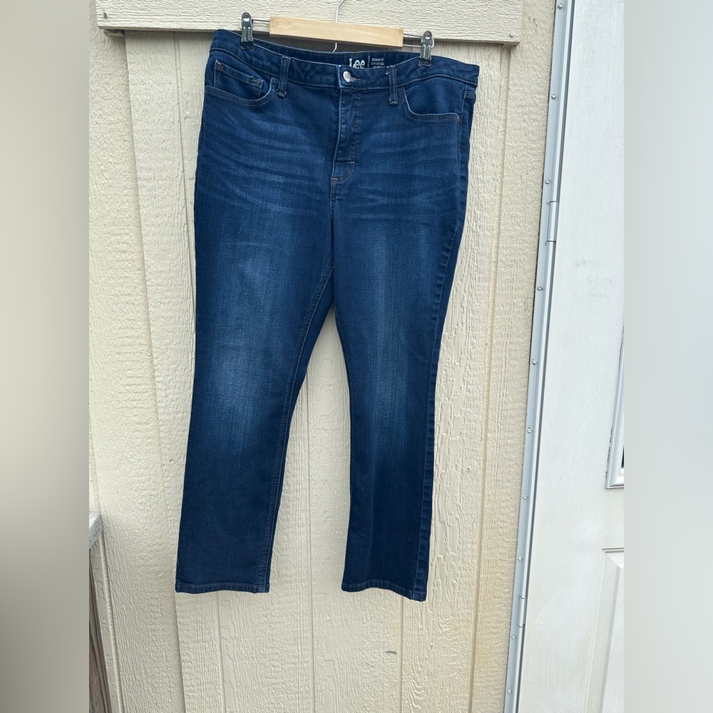 Lee Straight Leg 
Women's Dark Blue Jeans